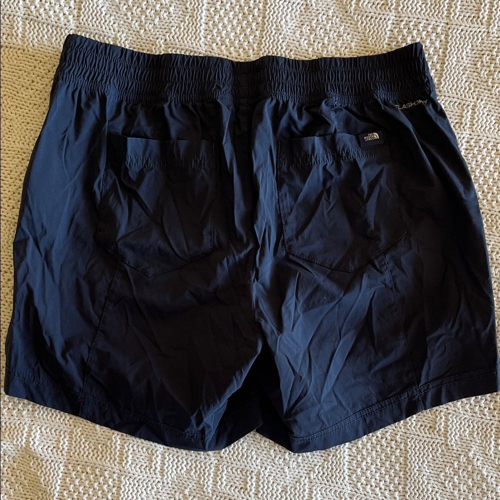 The North Face Women’s Flash Dry Navy Blue Performance Shorts Sz 10 - Picture 10 of 12